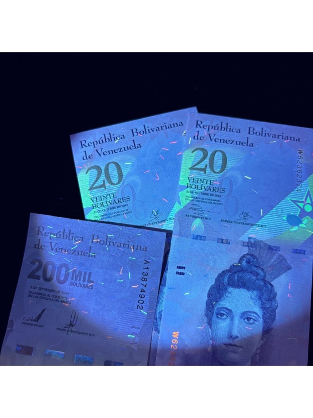 Venezuela Banknote Set 200,000 Bolivares Liberator 20 Heroine Hyperinflation Lot - Picture 4 of 9